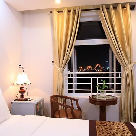 Cong Thuong Hotel Дананг Екстер'єр фото