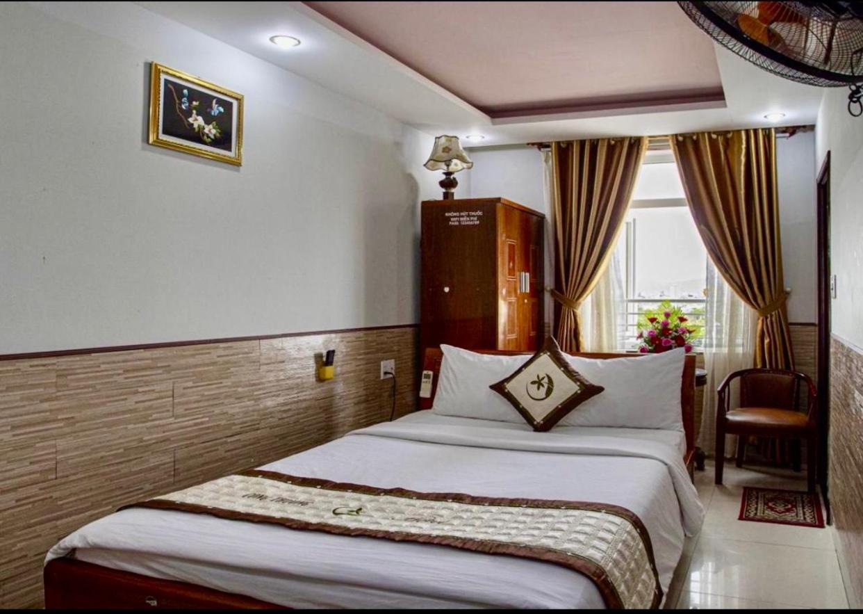Cong Thuong Hotel Дананг Екстер'єр фото